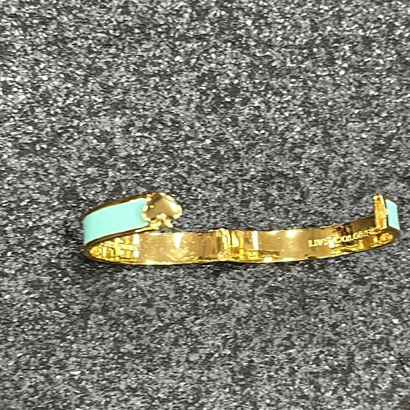 KATE SPADE HINGED CUFF SIGNATURE CLASSIC BANGLE - Picture 2 of 4